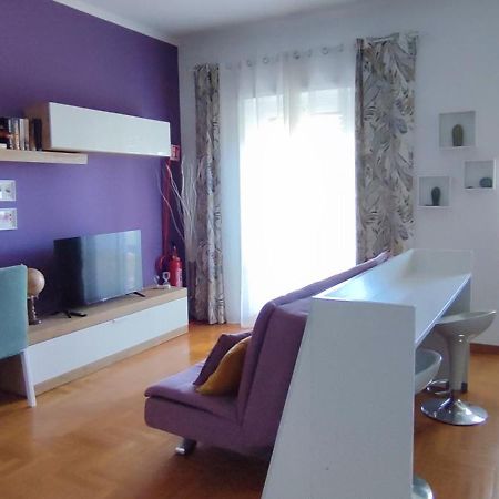 Eur Mostacciano Bilocale Nel Verde Fino A 5 Ospiti Rome Exterior photo